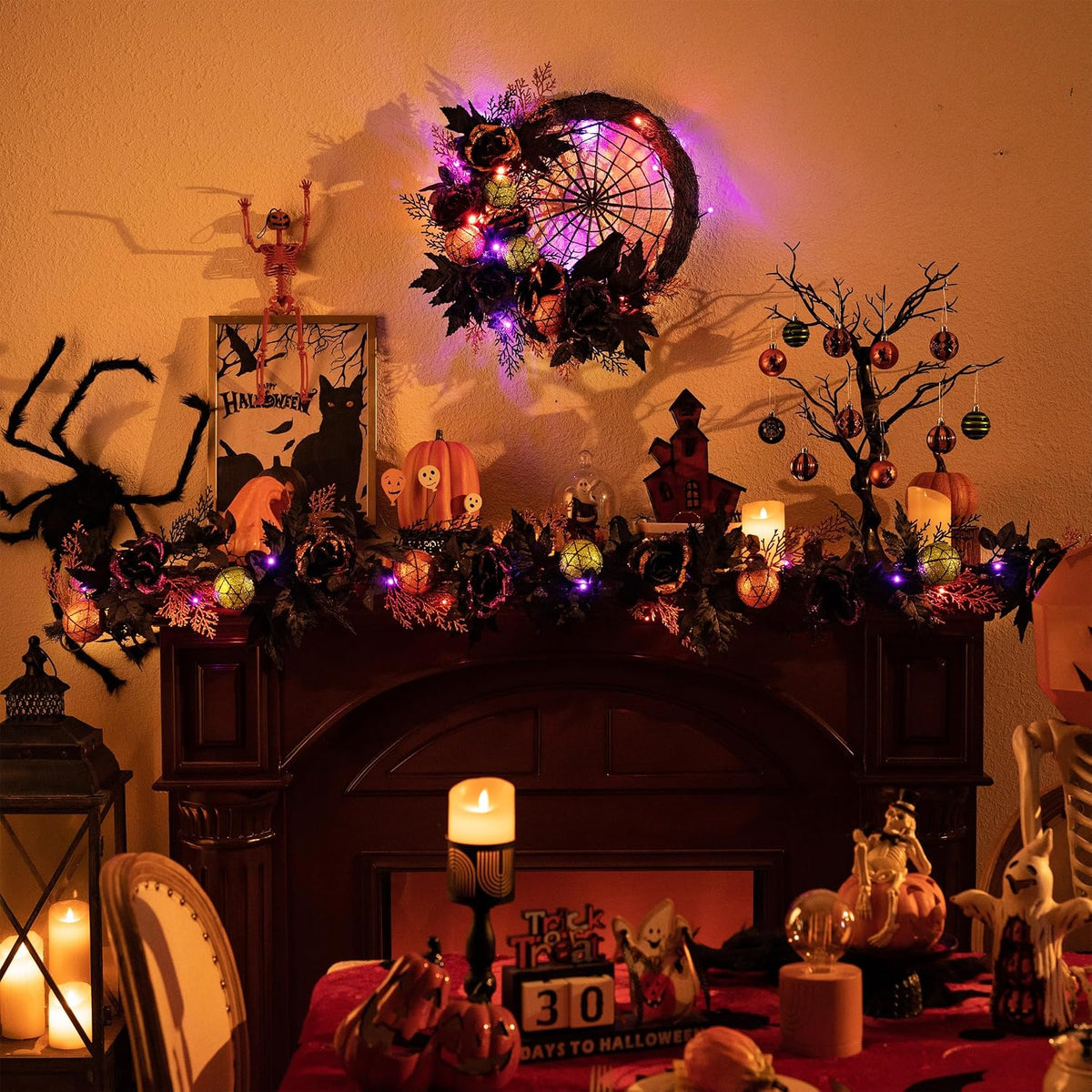 Pre-Lit Halloween Wreath – 24 or 18 Inch